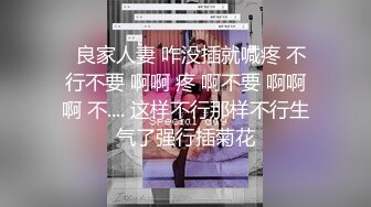 沙滩边公共女厕全景偸拍多位气质长腿靓妹方便亮点多多 脱光尿尿两颗球好大美女小姐姐月经放阴道内置卫生棒很有看点 (1)