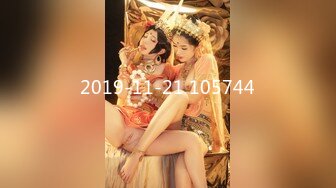 8月绿播女神最新下海！顶级新人女神【陌七七】最美校花秒杀各路网红！高颜值超甜美的萝莉！身材比例还特别好